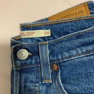 Levi’s Wedgie jeans